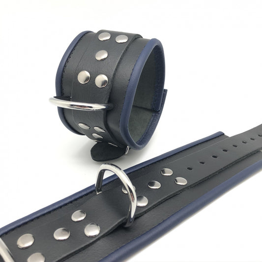Lederhandschelle Schwarz/Blau - Eleganz und Komfort vereint